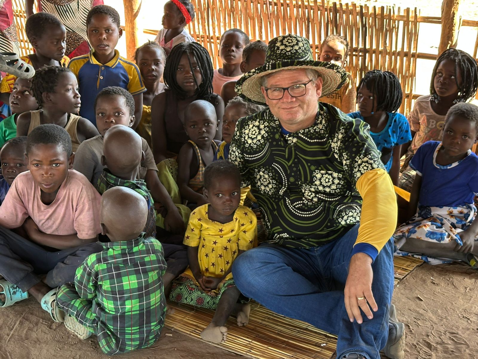 Missão África: Posse dos missionários e visita nas localidades